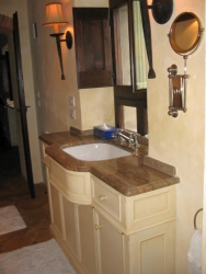 Bagno in Pietra e Marmo