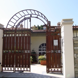 Esterni in pietra e marmo