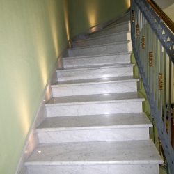 Interni in pietra e marmo