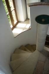 Interni in pietra e marmo