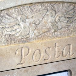 Stemmi Capitelli Targhe Bassorilievi Ciotole