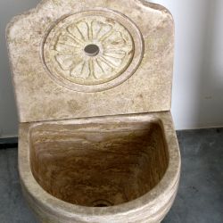 Stemmi Capitelli Targhe Bassorilievi Ciotole