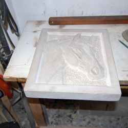 Stemmi Capitelli Targhe Bassorilievi Ciotole
